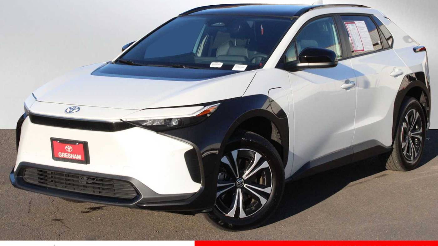 2023 Toyota bZ4X XLE — SUV — 5,117 mi — Gresham, OR
