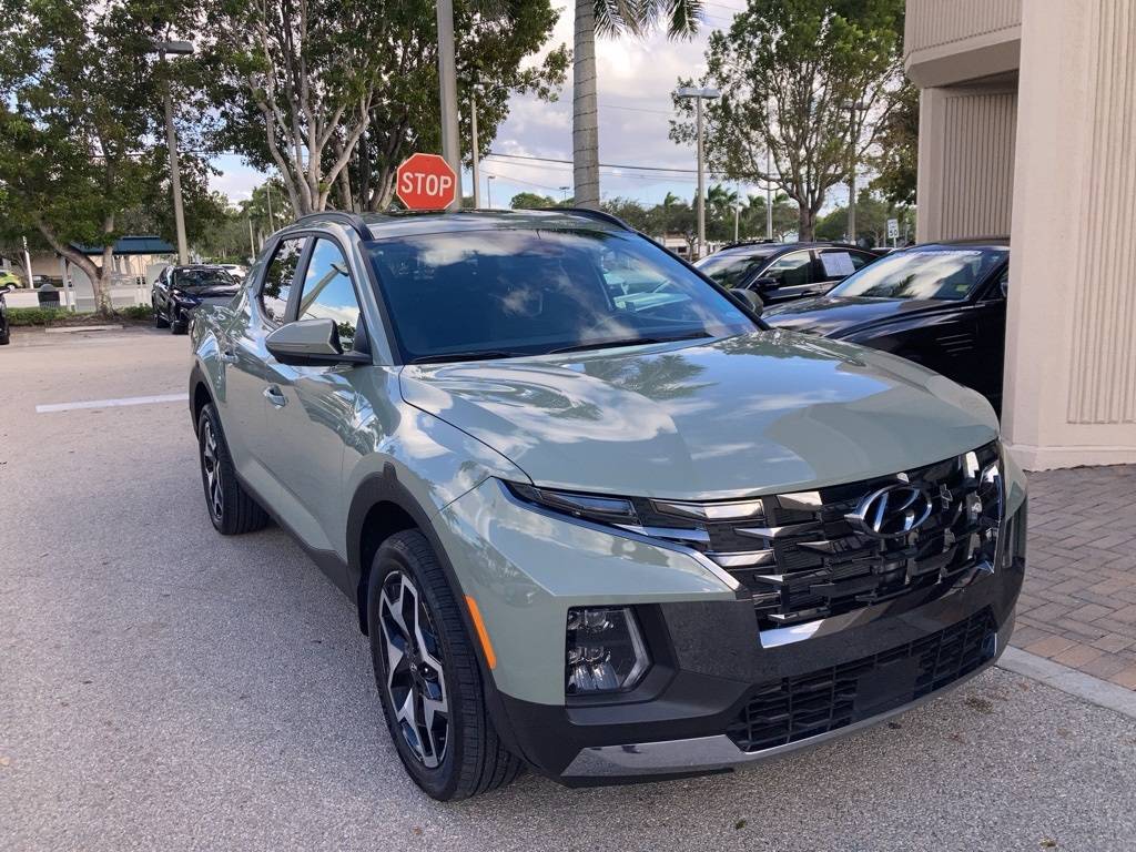 2024 Hyundai Santa Cruz Limited — Pickup Truck — 15,286 mi — Naples, FL