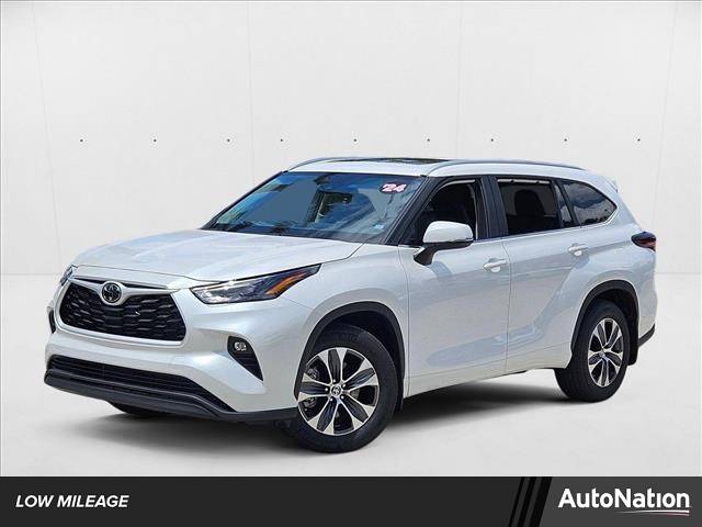 2024 Toyota Highlander XLE — SUV — 2,109 mi — Pembroke Pines, FL