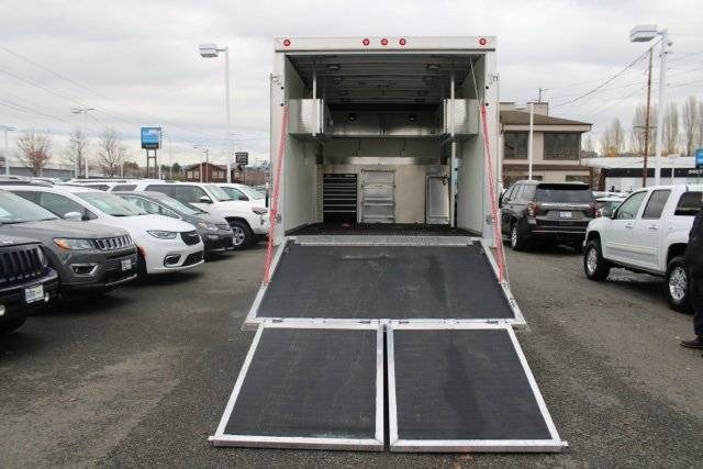 2022 Chevrolet Silverado MD Work Truck — Chassis Cab Truck — 3,305 mi — Renton, WA