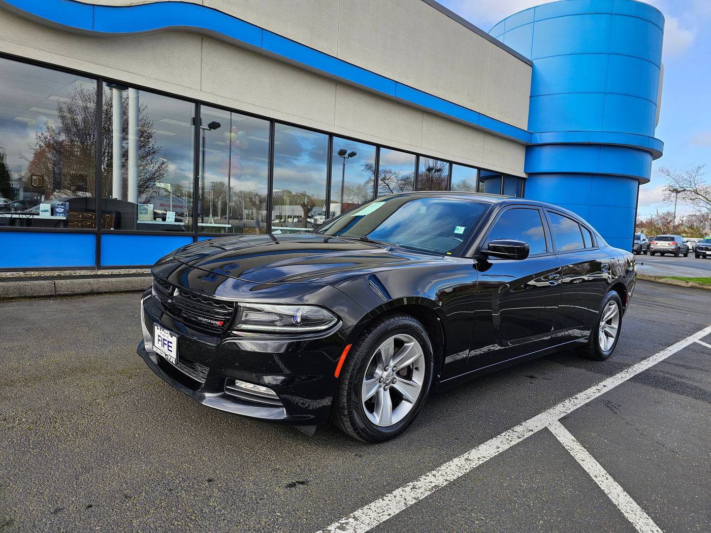 2017 Dodge Charger SXT — Sedan — 92,079 mi — Fife, WA