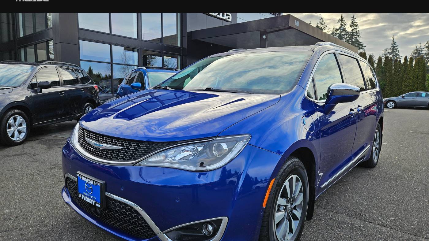2020 Chrysler Pacifica Hybrid Limited — Minivan — 59,246 mi — Everett, WA