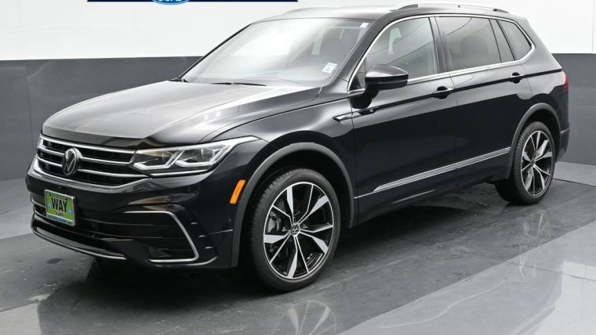 2024 Volkswagen Tiguan SEL R-Line — SUV — 8,835 mi — Auburn, WA