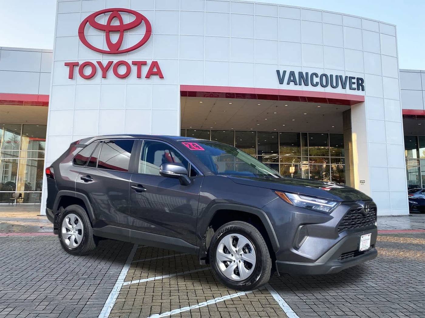 2024 Toyota RAV4 LE — SUV — 17,771 mi — Vancouver, WA