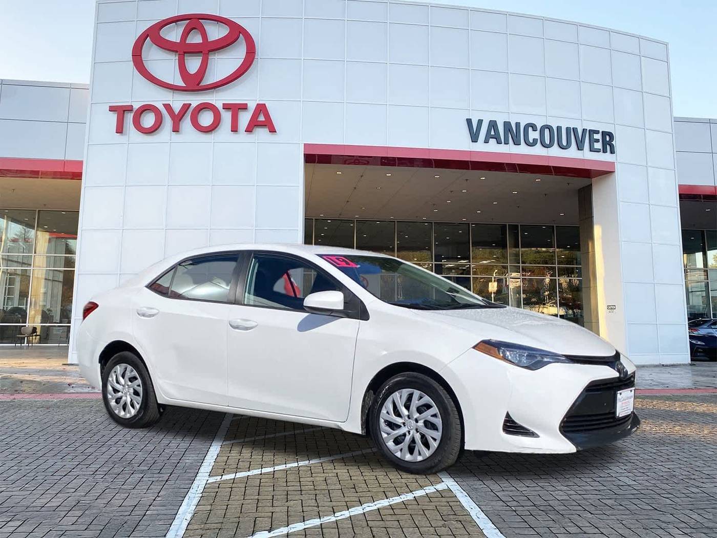 2019 Toyota Corolla LE — Sedan — 136,472 mi — Vancouver, WA