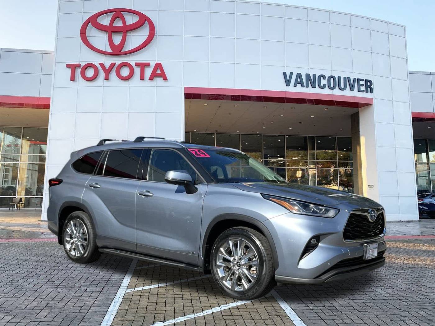 2024 Toyota Highlander Hybrid Limited — SUV — 30,378 mi — Vancouver, WA