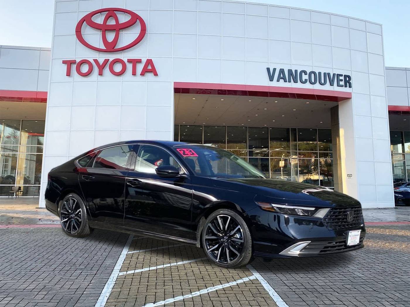 2023 Honda Accord Hybrid Touring — Sedan — 23,912 mi — Vancouver, WA