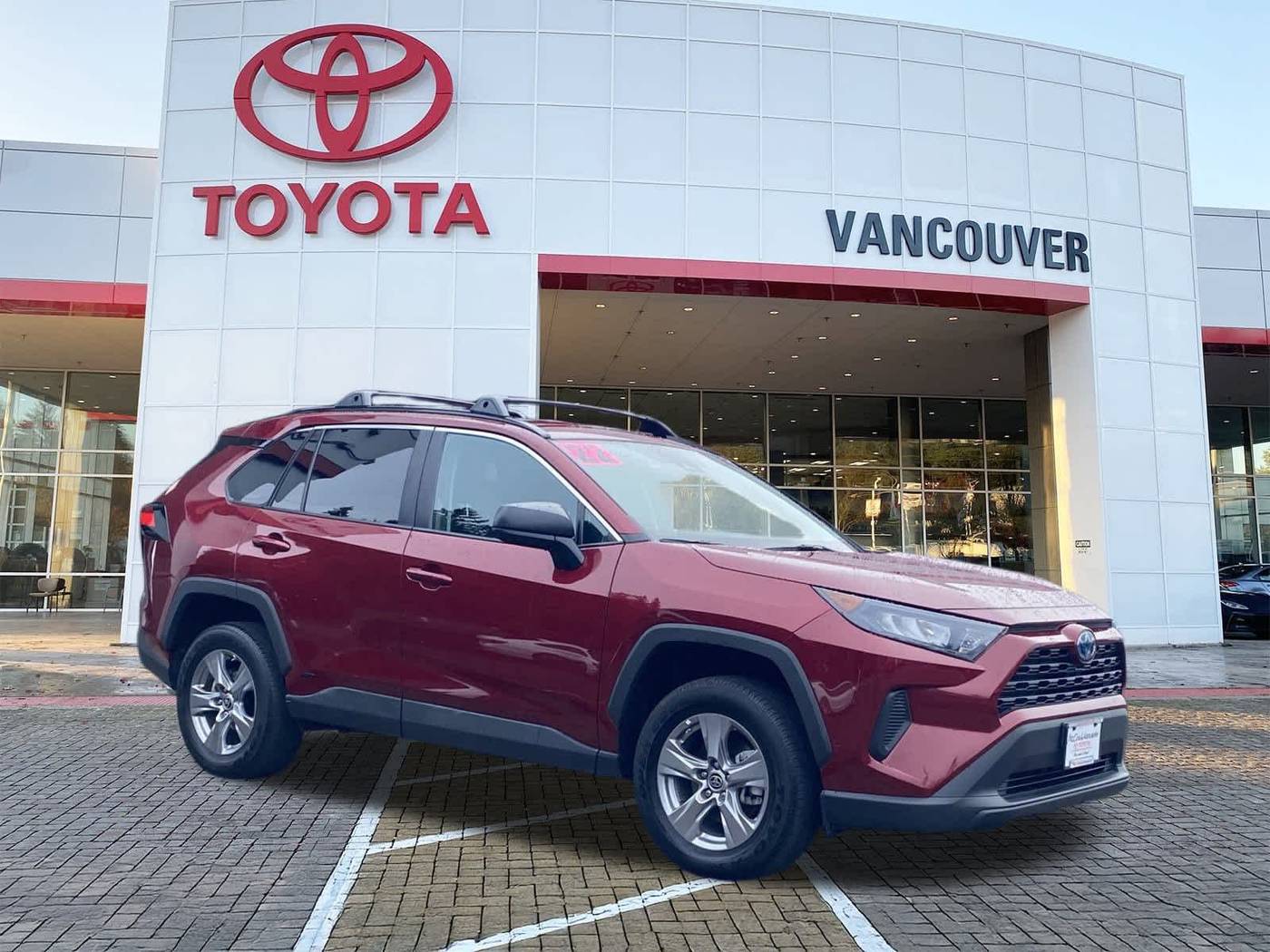 2022 Toyota RAV4 Hybrid LE — SUV — 25,184 mi — Vancouver, WA