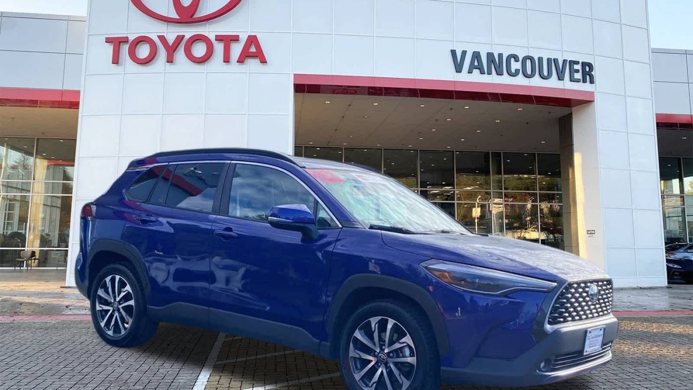 2024 Toyota Corolla Cross XLE — SUV — 28,420 mi — Vancouver, WA