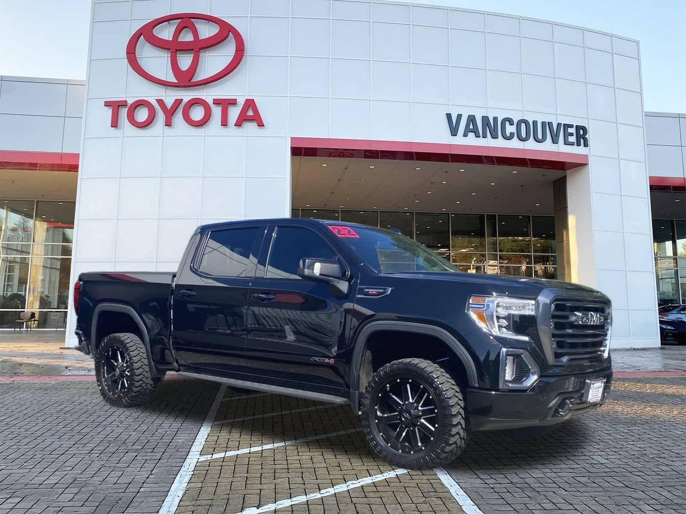 2022 GMC Sierra 1500 Limited AT4 — Pickup Truck — 69,390 mi — Vancouver, WA