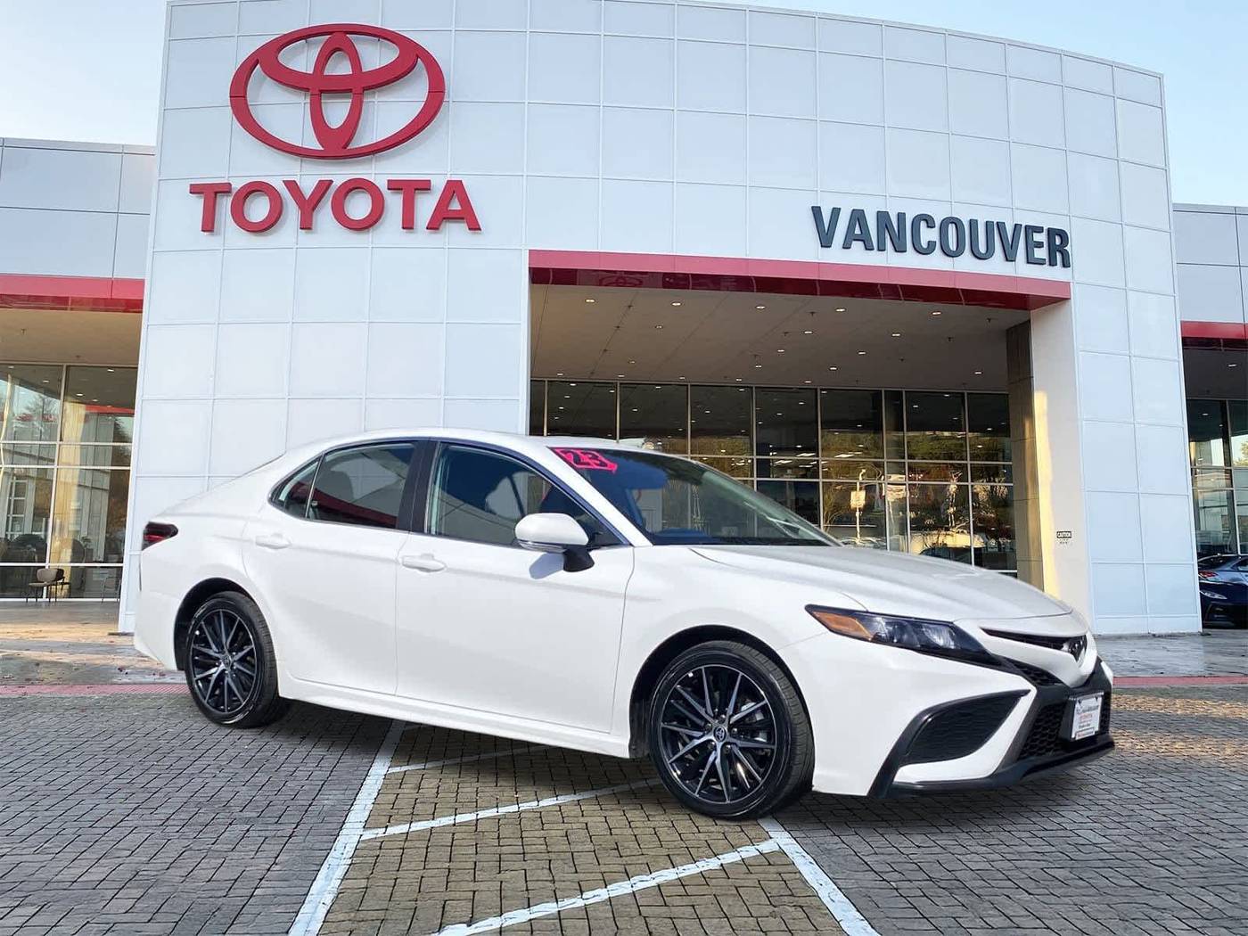2023 Toyota Camry SE — Sedan — 48,356 mi — Vancouver, WA