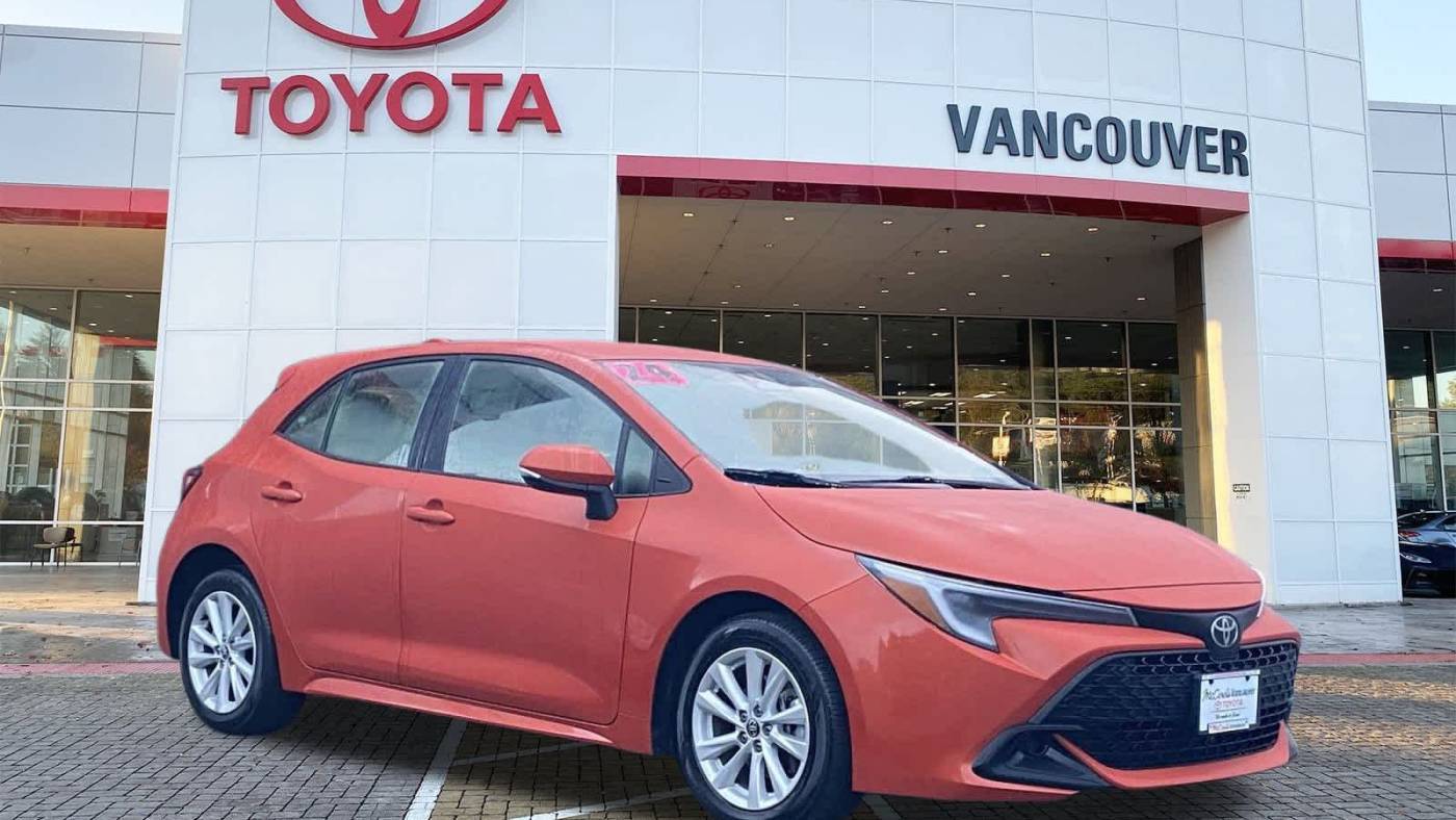2024 Toyota Corolla Hatchback SE — Hatchback — 8,219 mi — Vancouver, WA
