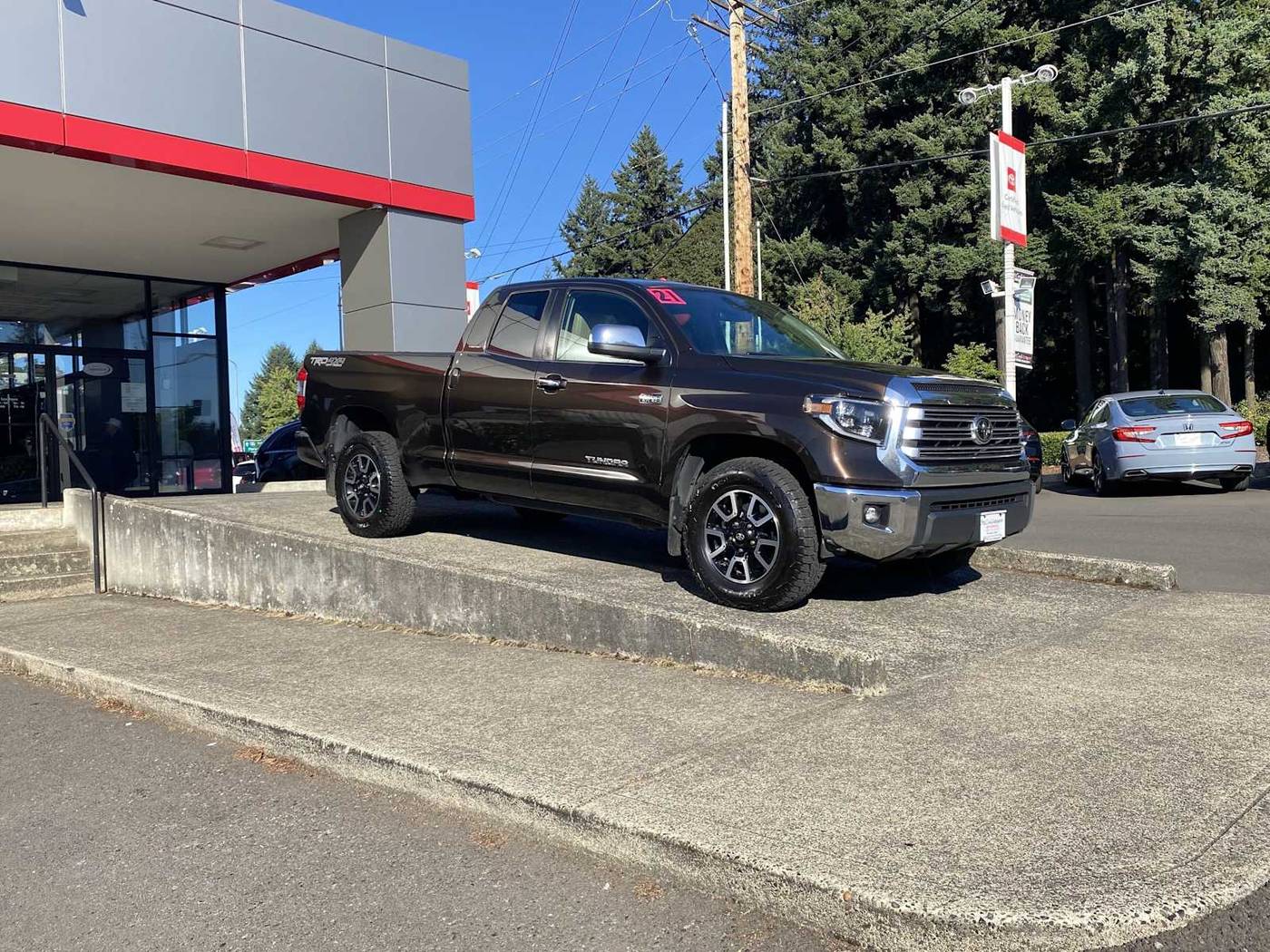 2021 Toyota Tundra Limited — Pickup Truck — 91,674 mi — Vancouver, WA
