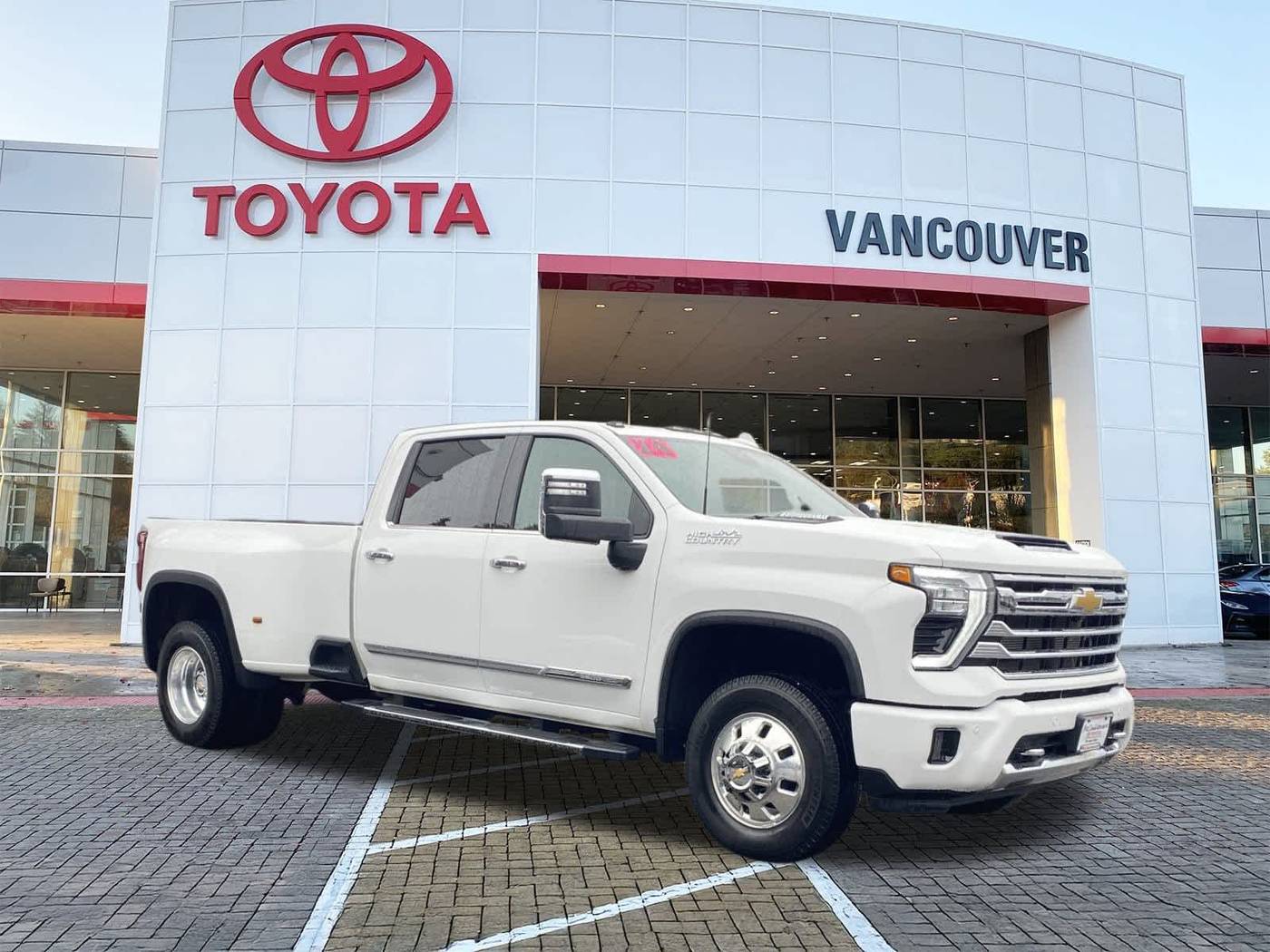 2024 Chevrolet Silverado 3500HD High Country — Pickup Truck — 14,646 mi — Vancouver, WA