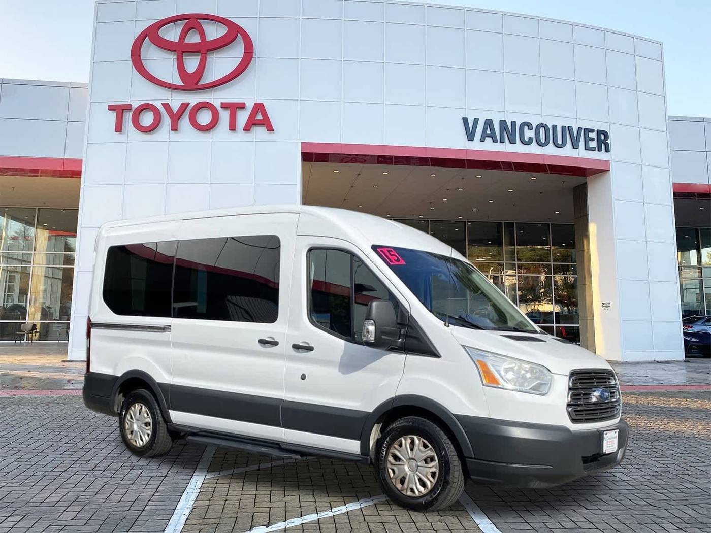 2015 Ford Transit Passenger Wagon T-150 XLT — Passenger Van — 94,234 mi — Vancouver, WA