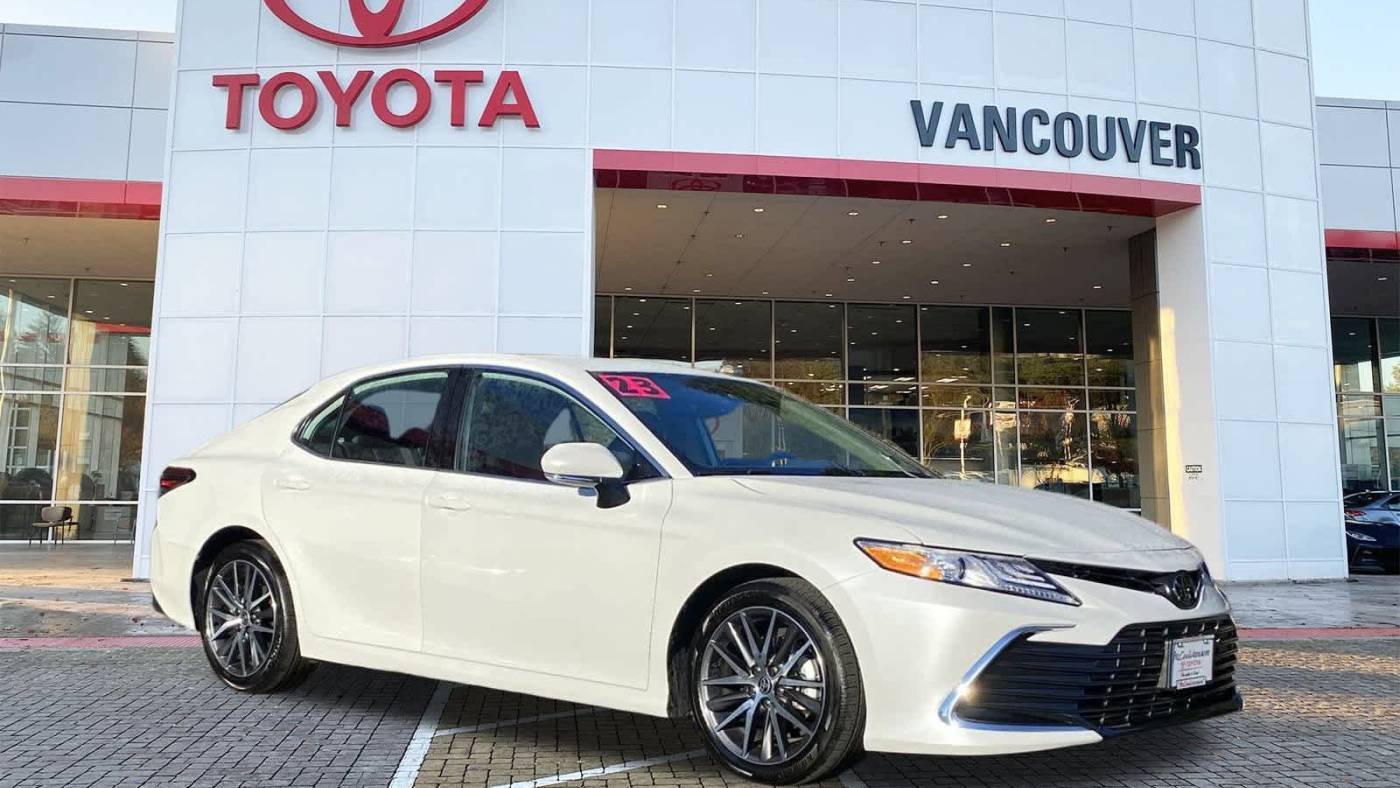 2023 Toyota Camry XLE — Sedan — 2,366 mi — Vancouver, WA