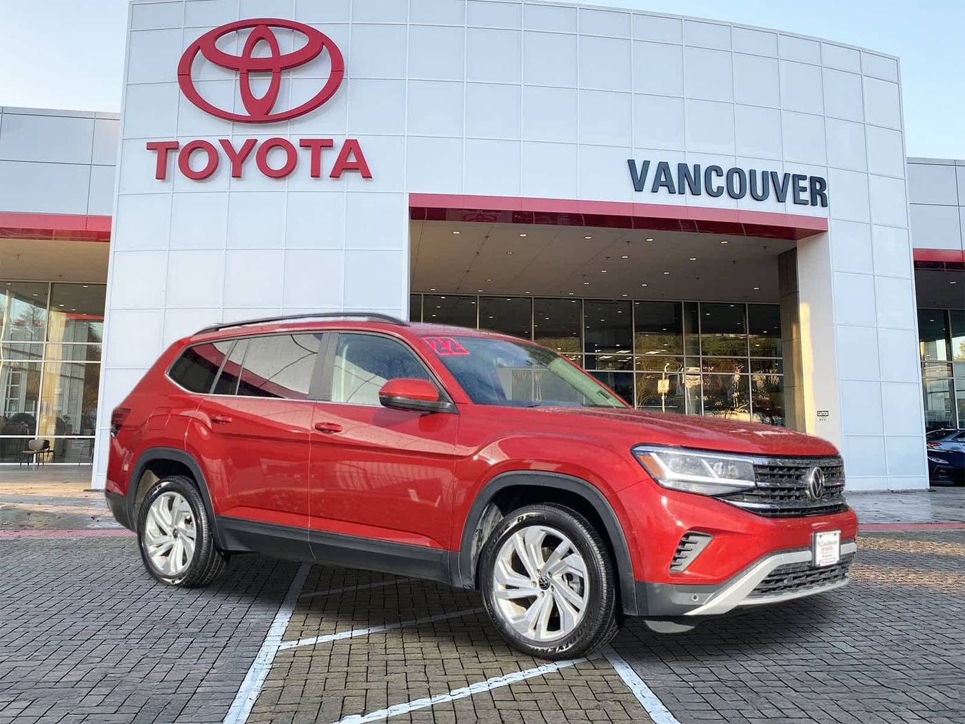 2022 Volkswagen Atlas SE with Technology — SUV — 40,201 mi — Vancouver, WA