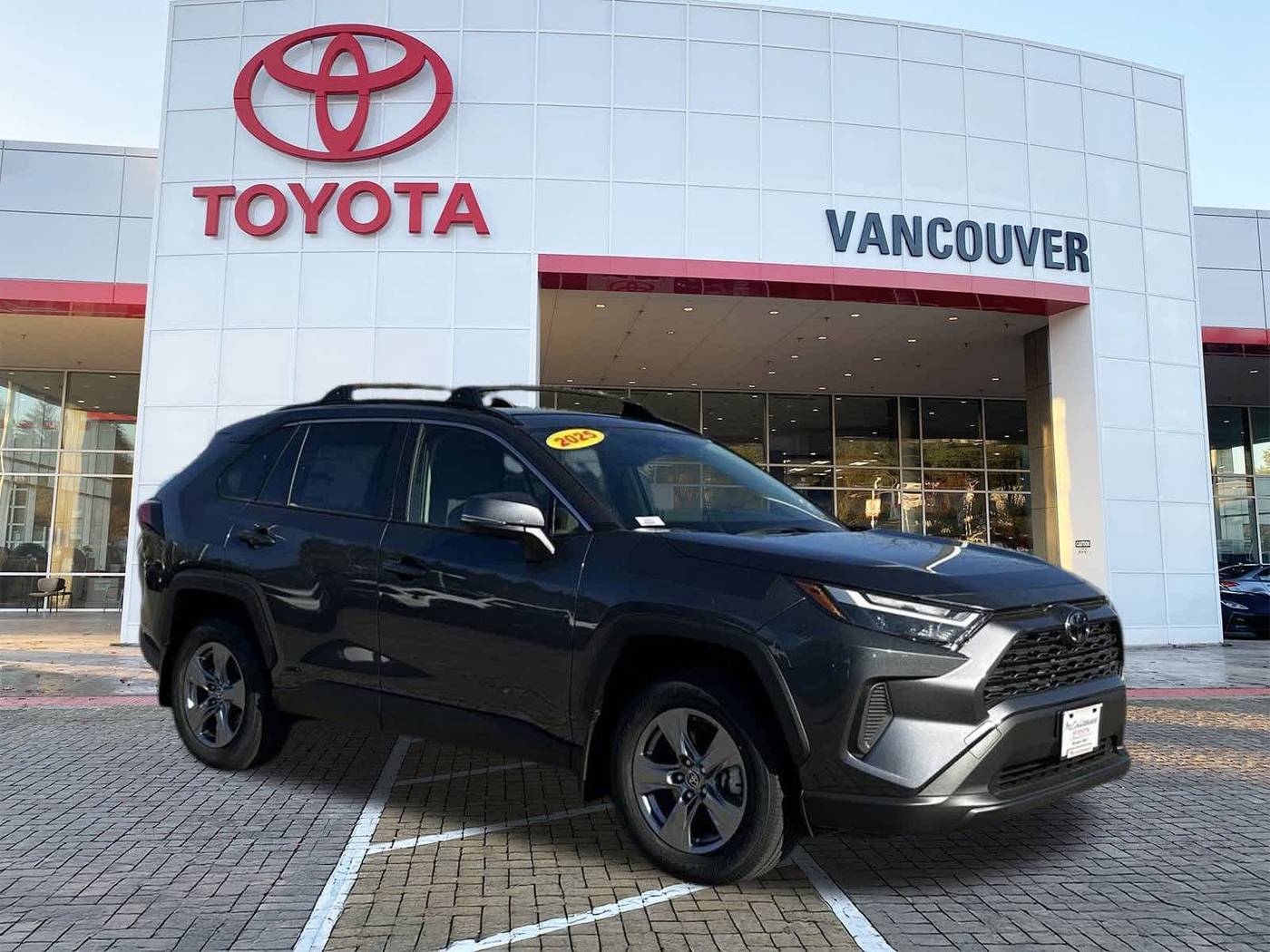 2025 Toyota RAV4 Hybrid XLE — SUV — 15,391 mi — Vancouver, WA
