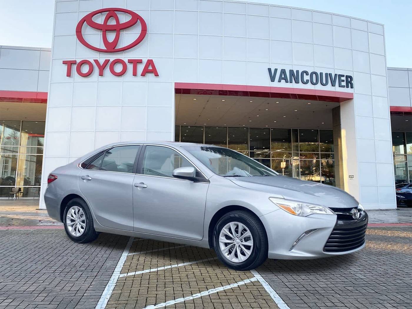 2016 Toyota Camry LE — Sedan — 29,042 mi — Vancouver, WA