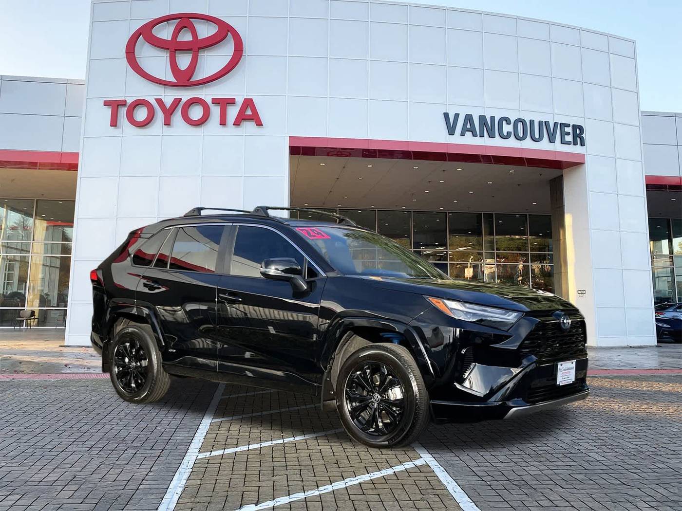 2024 Toyota RAV4 Hybrid SE — SUV — 19,107 mi — Vancouver, WA