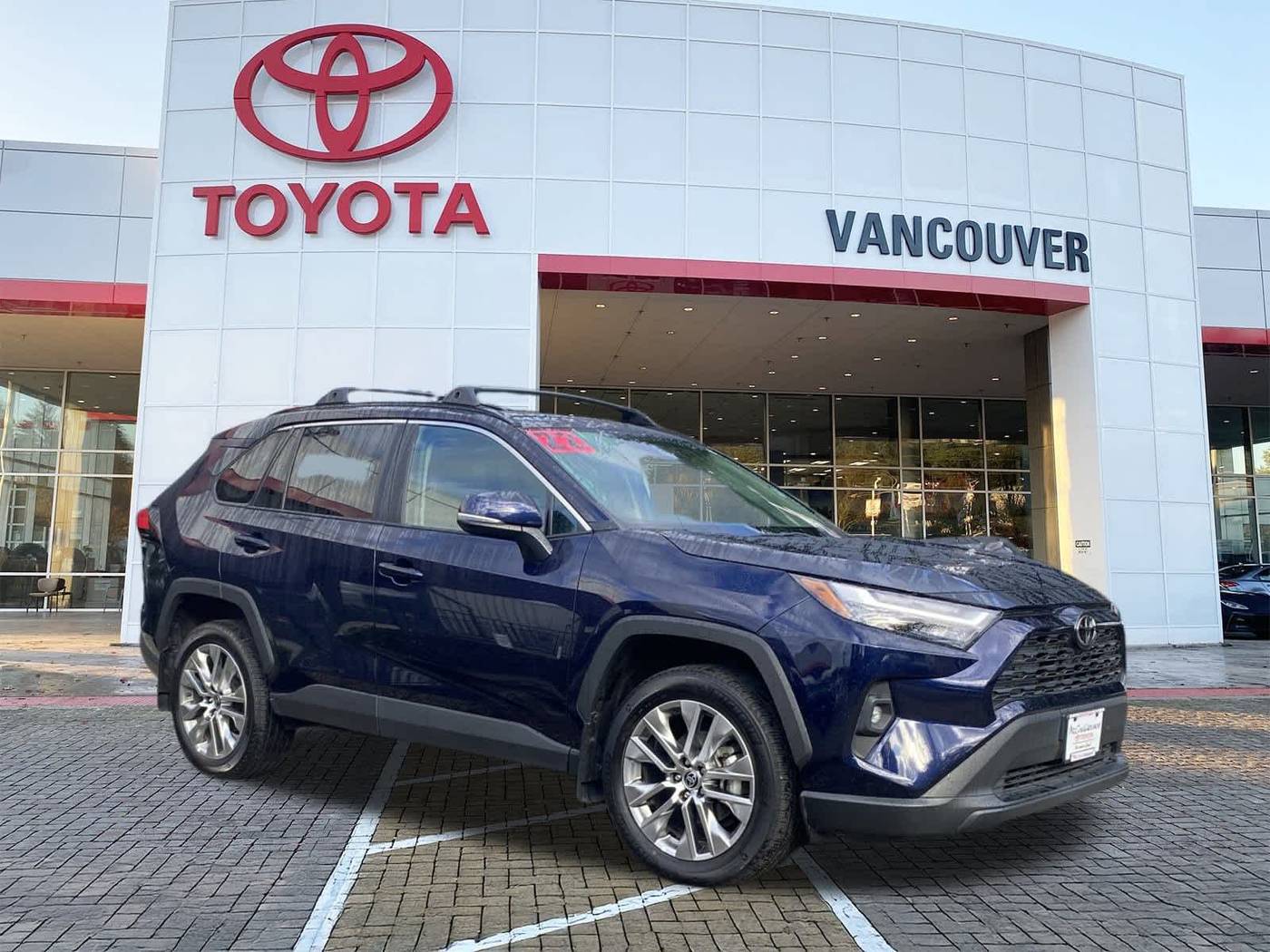 2022 Toyota RAV4 XLE Premium — SUV — 34,266 mi — Vancouver, WA