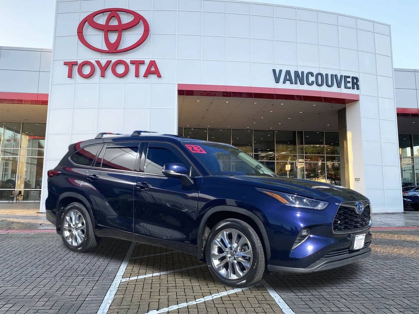 2023 Toyota Highlander Hybrid Limited — SUV — 38,867 mi — Vancouver, WA