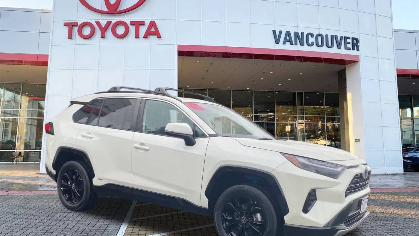 2022 Toyota RAV4 Hybrid SE — SUV — 16,456 mi — Vancouver, WA