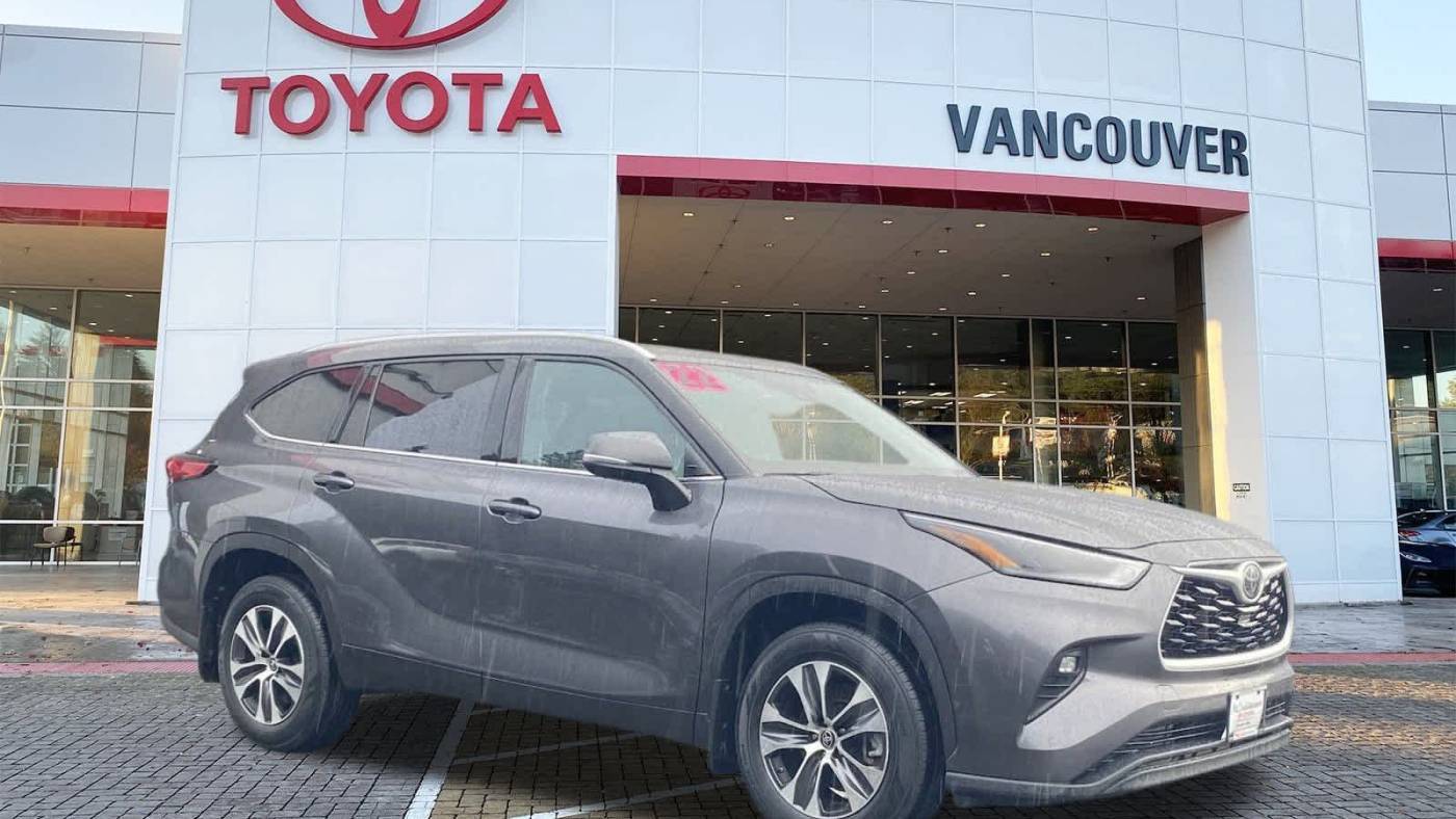 2022 Toyota Highlander XLE — SUV — 57,700 mi — Vancouver, WA