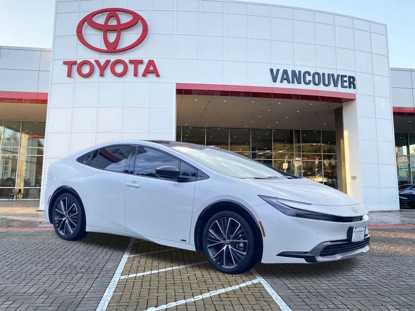 2023 Toyota Prius XLE — Hatchback — 36,667 mi — Vancouver, WA
