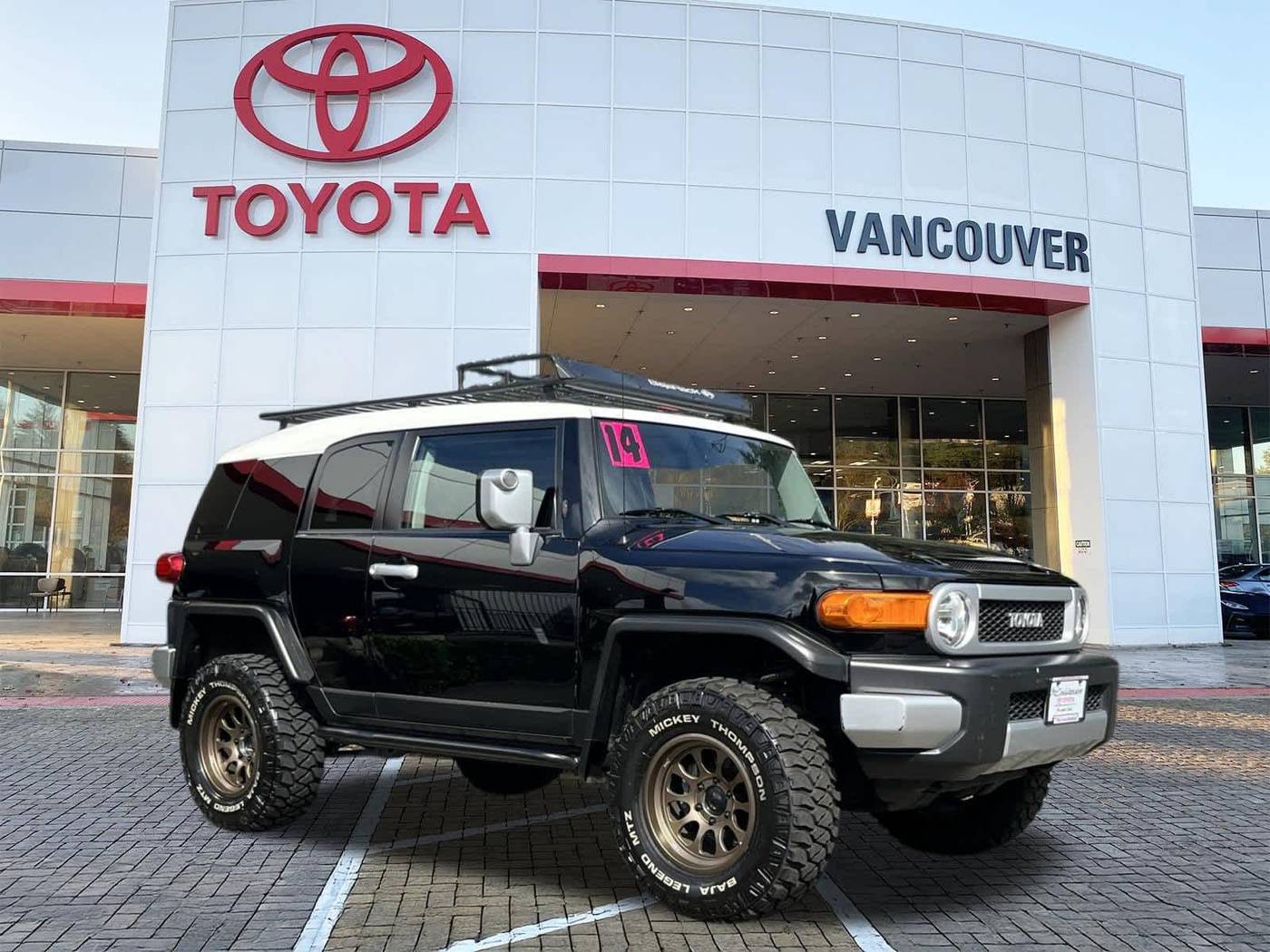2014 Toyota FJ Cruiser Base