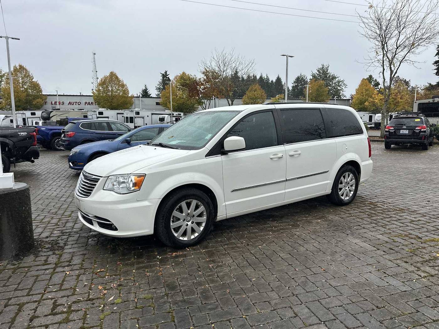 2013 Chrysler Town & Country Touring — Minivan — 96,915 mi — Vancouver, WA