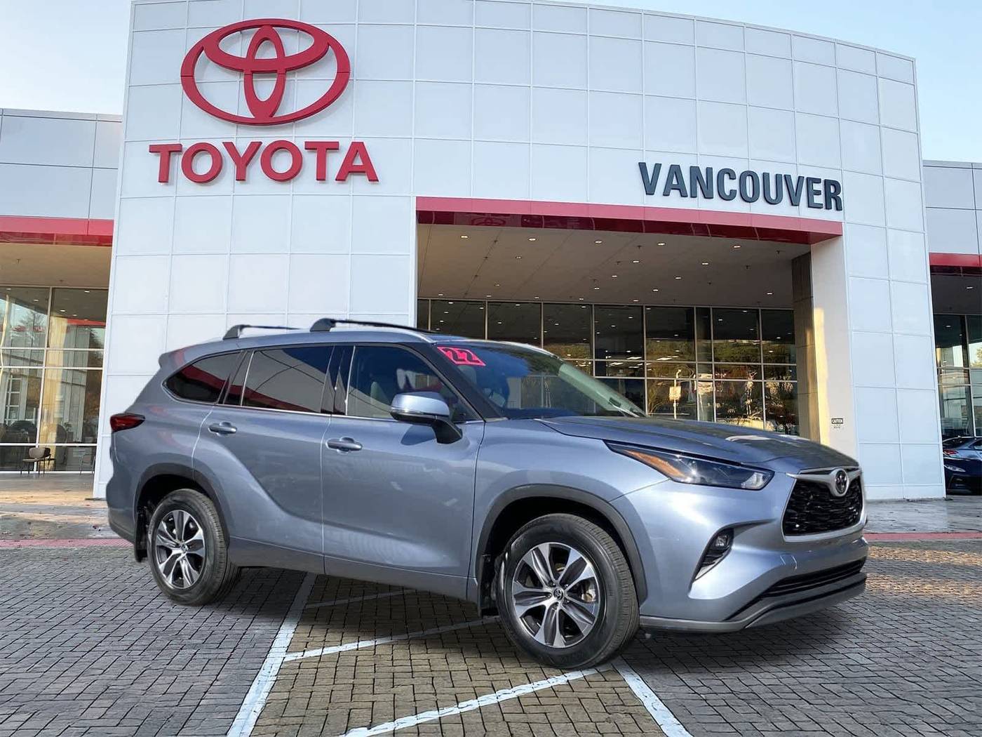 2022 Toyota Highlander XLE — SUV — 38,821 mi — Vancouver, WA