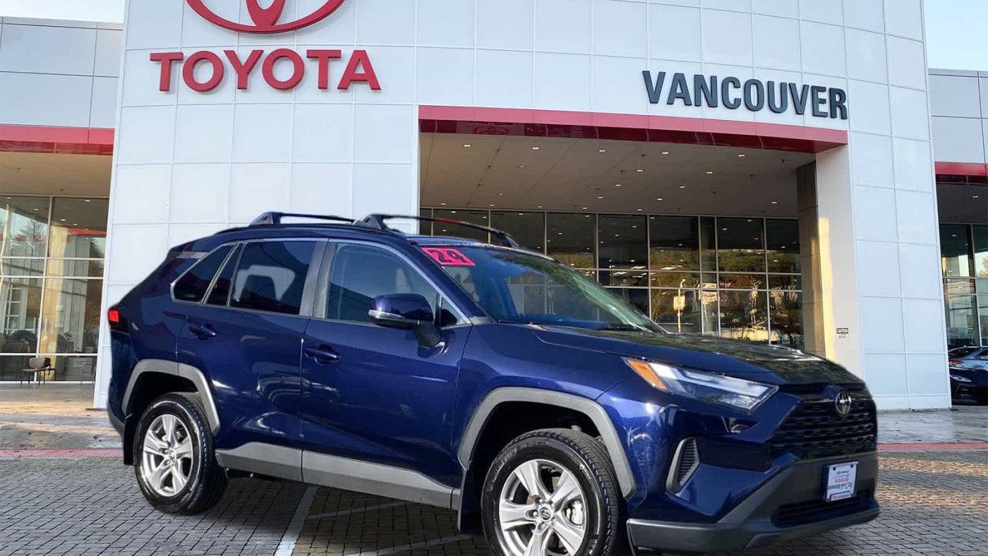 2024 Toyota RAV4 XLE — SUV — 16,887 mi — Vancouver, WA