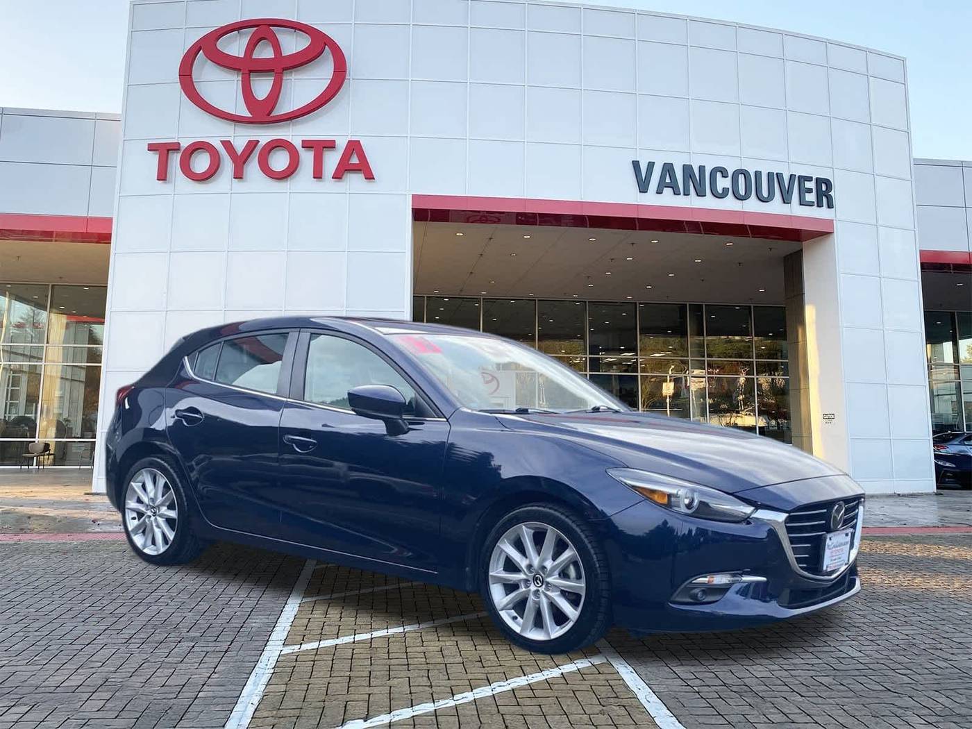 2017 Mazda Mazda3 Grand Touring — Hatchback — 32,592 mi — Vancouver, WA