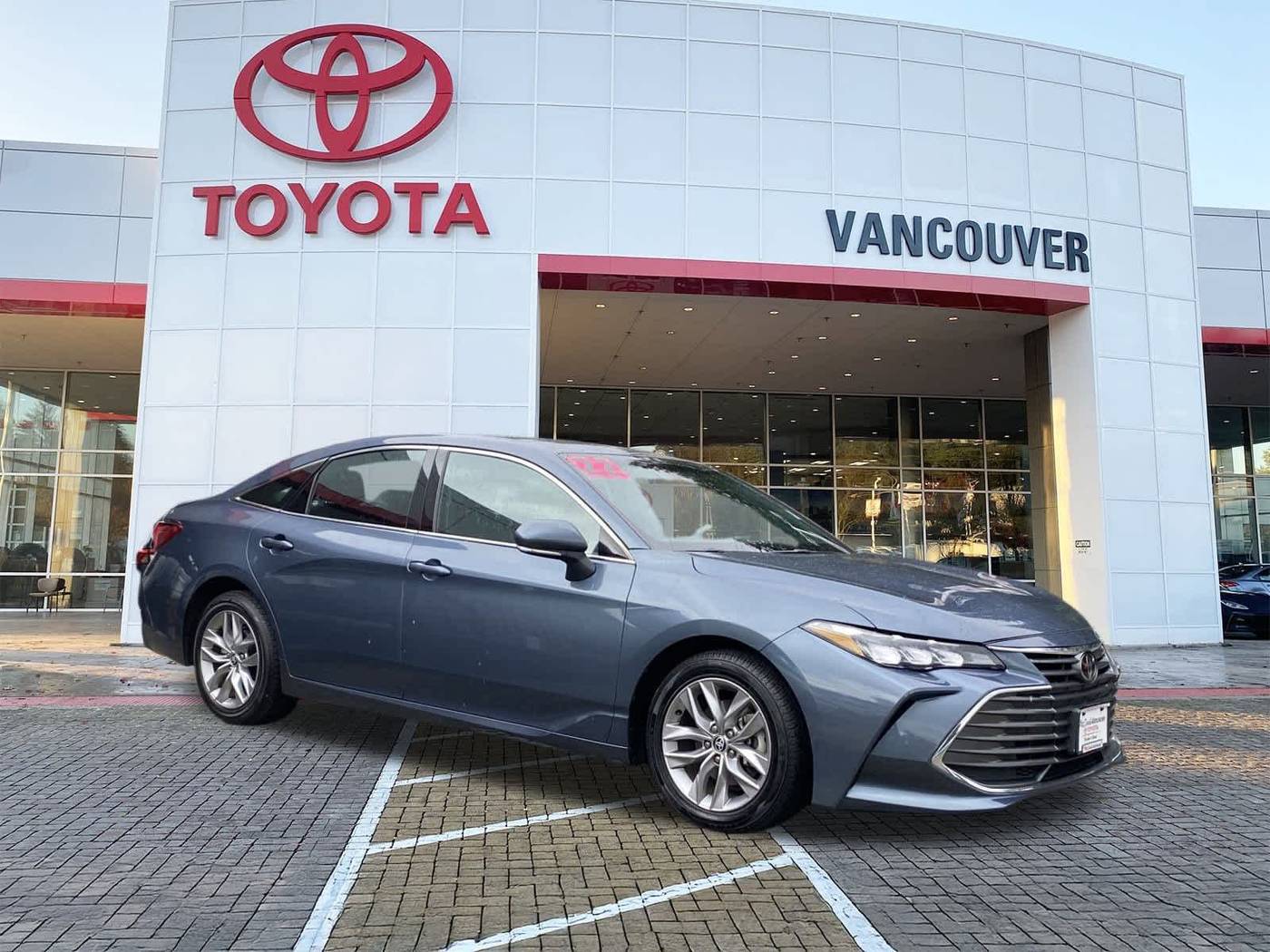 2022 Toyota Avalon XLE — Sedan — 48,774 mi — Vancouver, WA