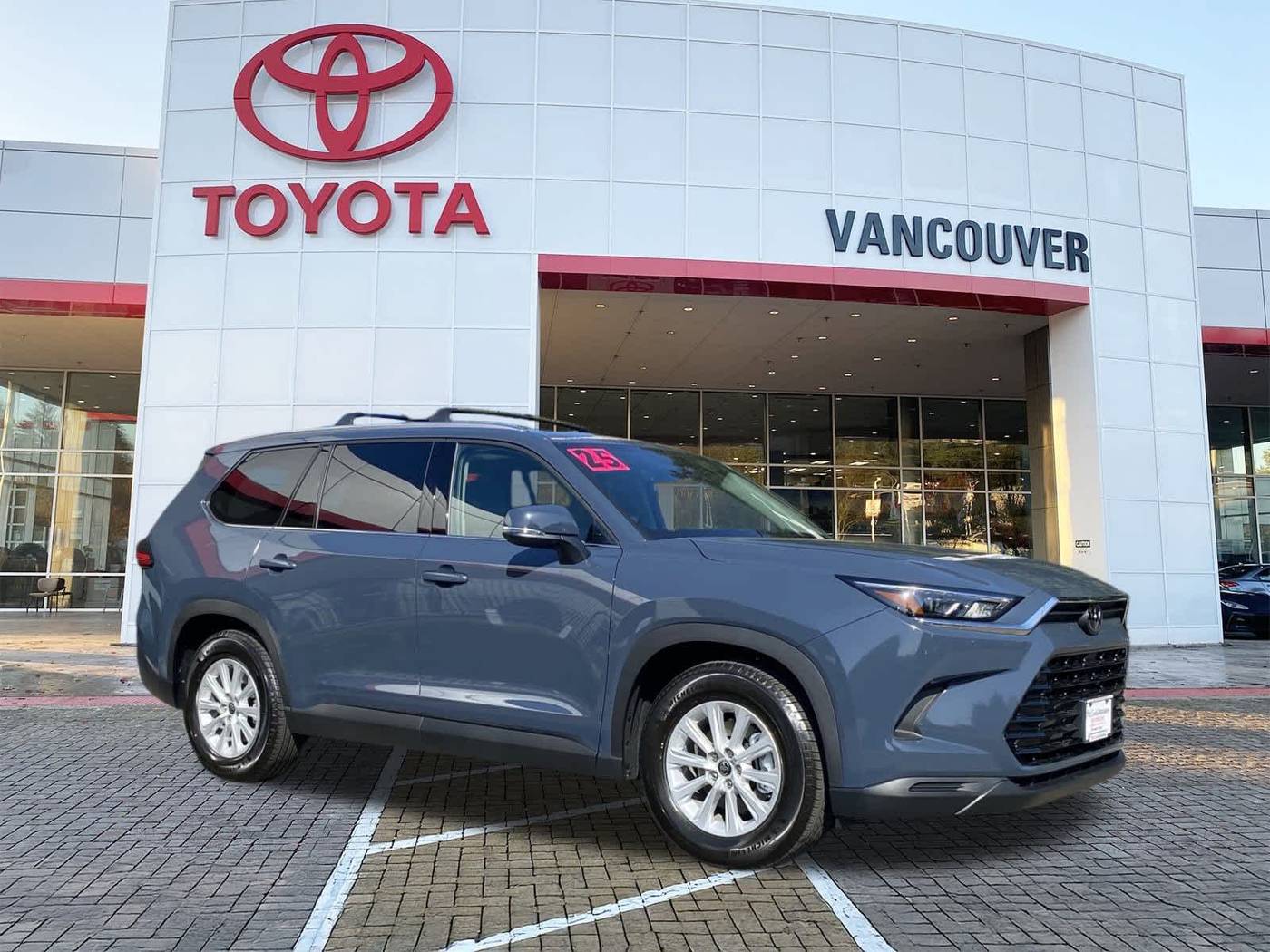 2025 Toyota Grand Highlander Hybrid XLE — SUV — 781 mi — Vancouver, WA