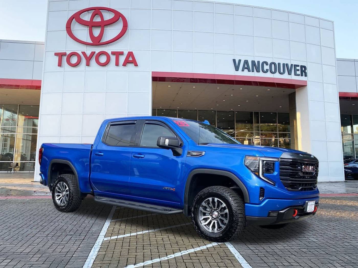 2023 GMC Sierra 1500 AT4 — Pickup Truck — 5,143 mi — Vancouver, WA