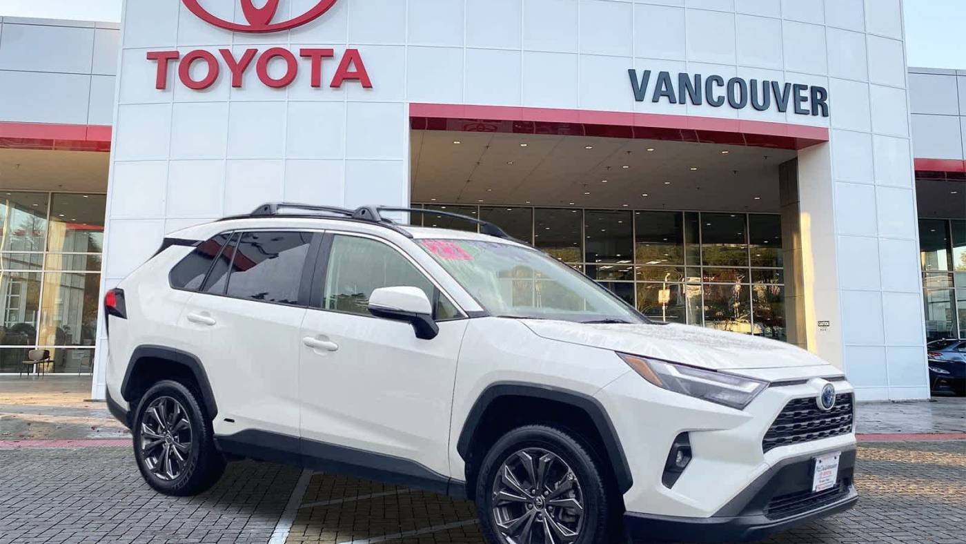 2022 Toyota RAV4 Hybrid XLE Premium — SUV — 19,364 mi — Vancouver, WA