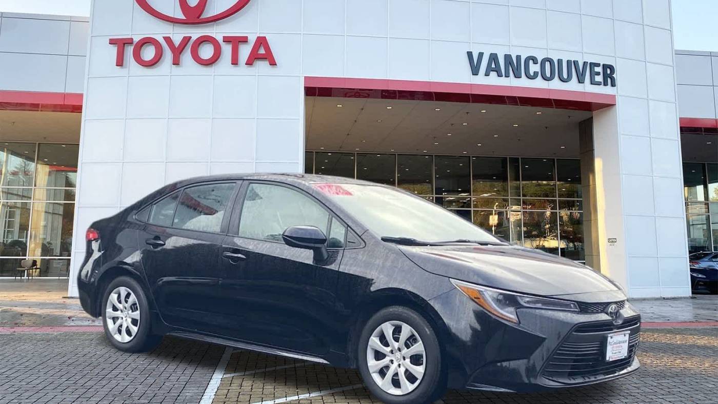 2024 Toyota Corolla LE — Sedan — 17,737 mi — Vancouver, WA