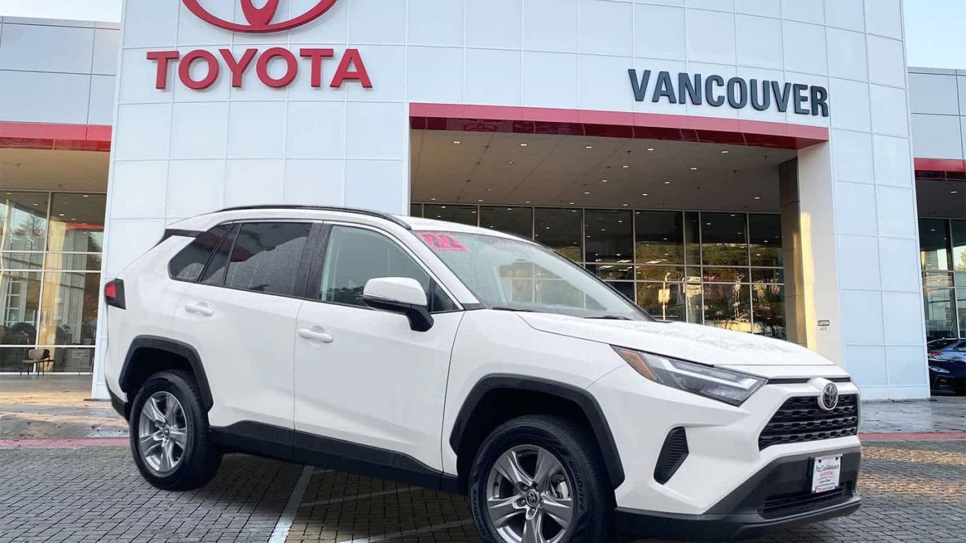 2022 Toyota RAV4 XLE — SUV — 26,805 mi — Vancouver, WA
