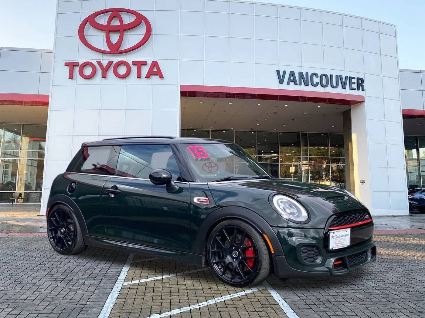 2015 MINI Hardtop John Cooper Works — Hatchback — 64,682 mi — Vancouver, WA
