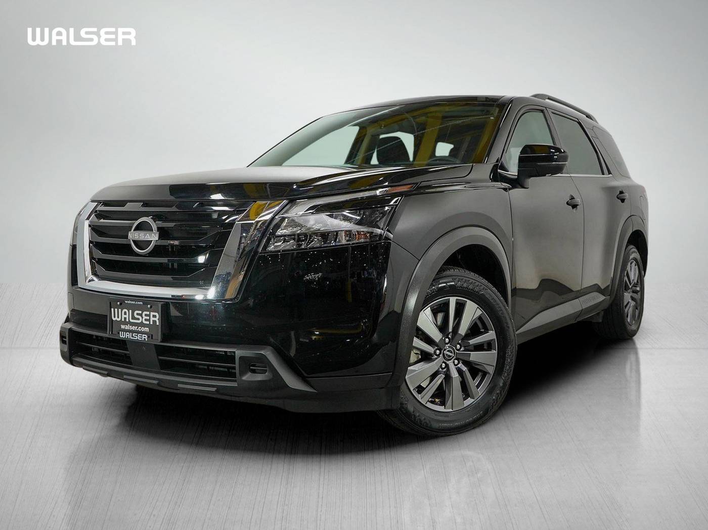 2023 Nissan Pathfinder SV — SUV — 27,279 mi — Coon Rapids, MN