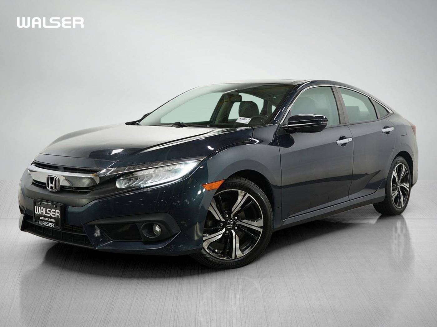 2016 Honda Civic Touring — Sedan — 140,134 mi — Coon Rapids, MN