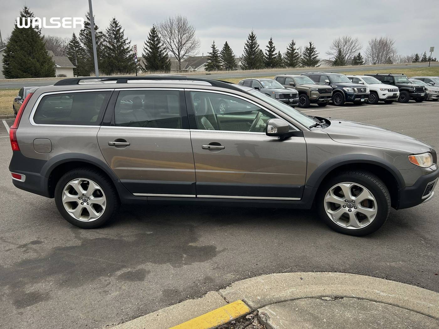 2011 Volvo XC70 3.0T — Wagon — 153,506 mi — Coon Rapids, MN