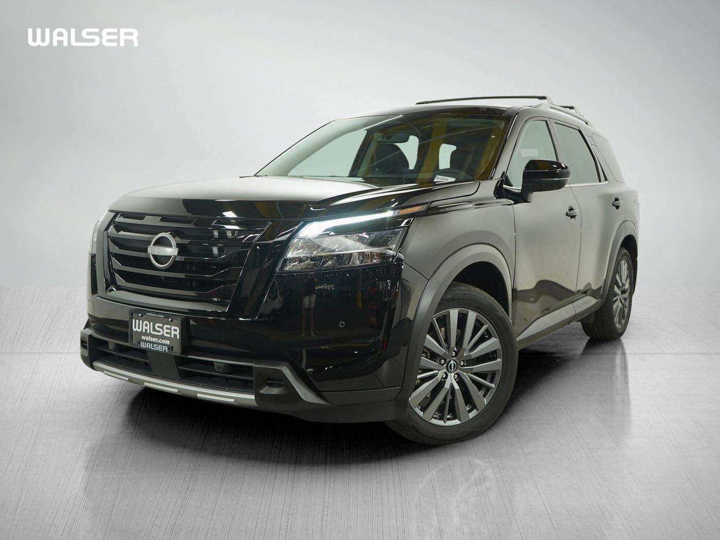 2024 Nissan Pathfinder SL — SUV — 16,637 mi — Coon Rapids, MN