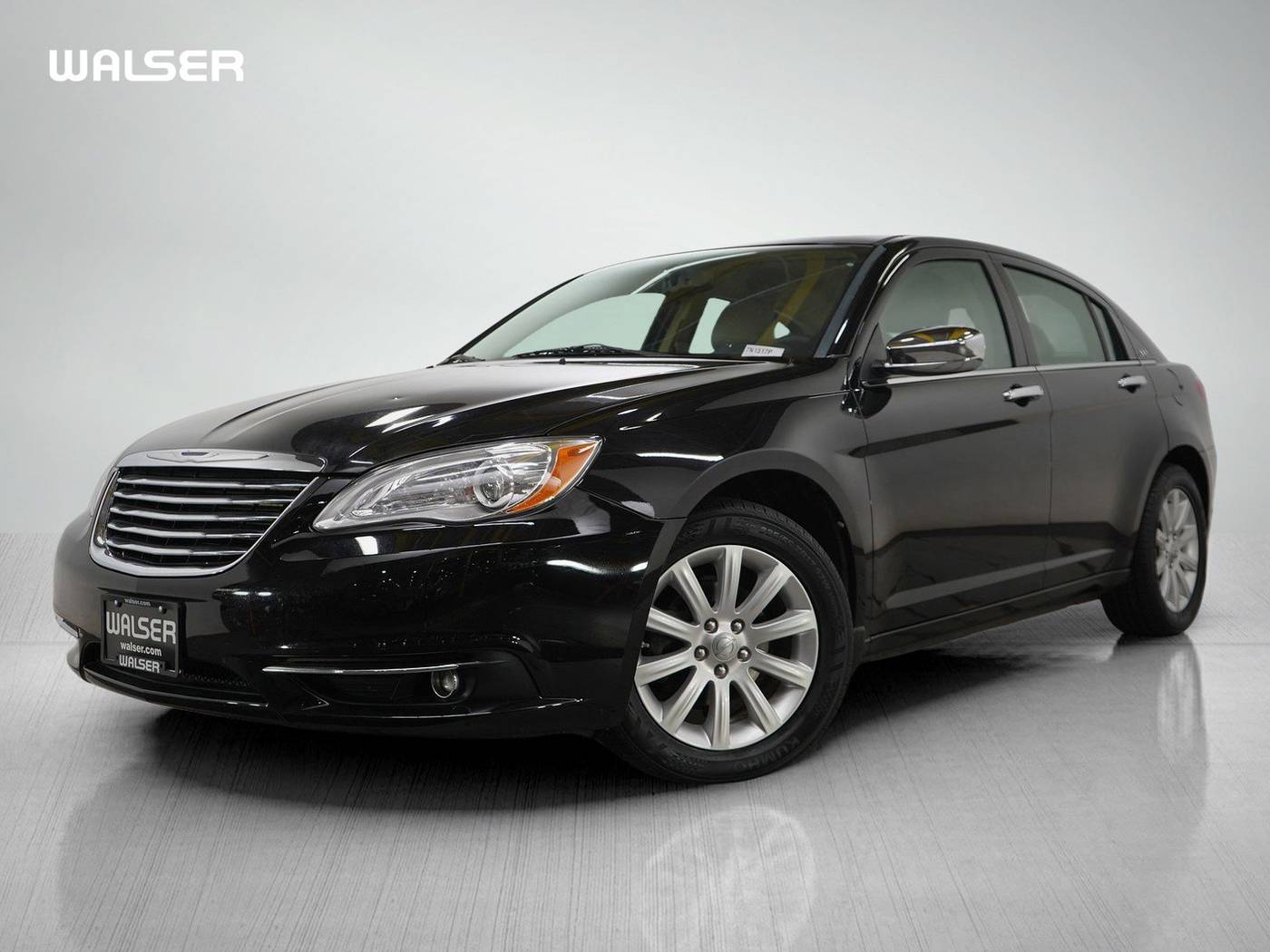 2013 Chrysler 200 Limited — Sedan — 101,886 mi — Coon Rapids, MN