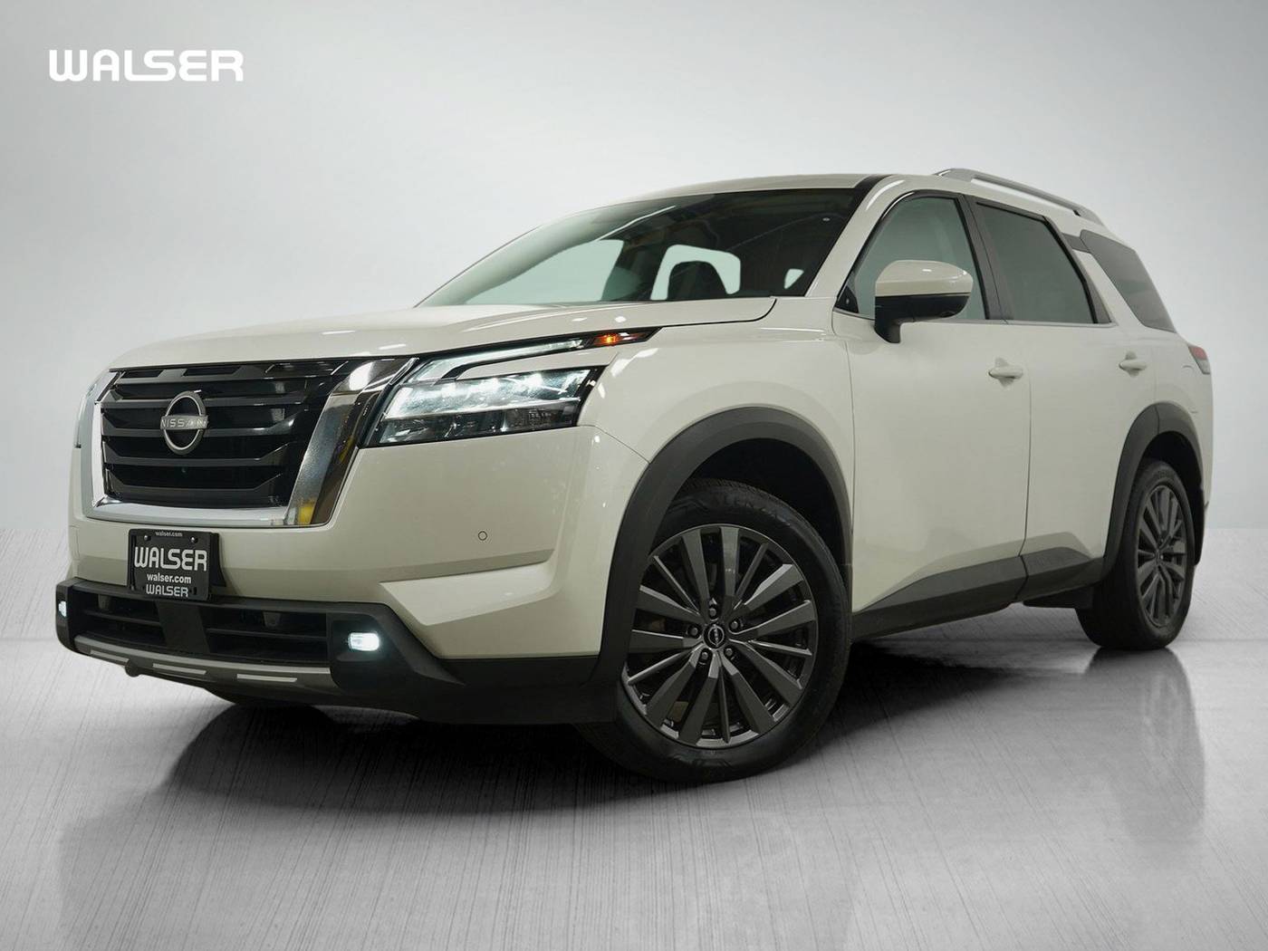 2023 Nissan Pathfinder SL — SUV — 35,730 mi — Coon Rapids, MN