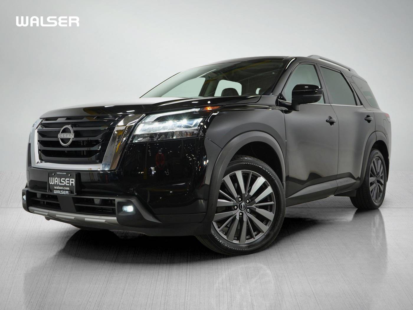 2023 Nissan Pathfinder SL — SUV — 9,321 mi — Coon Rapids, MN