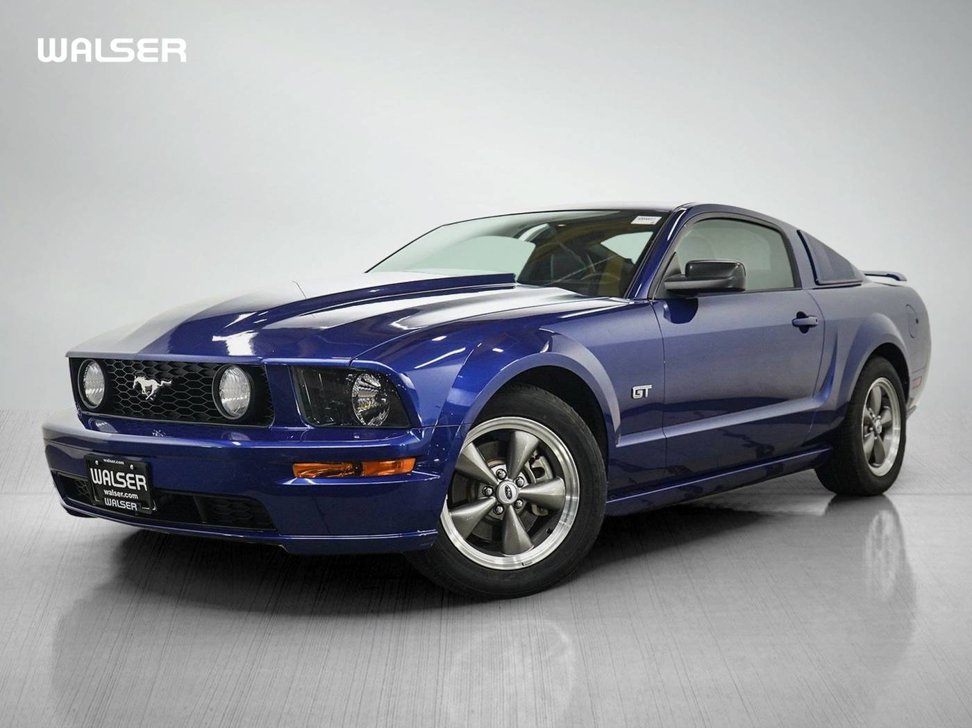 2005 Ford Mustang GT Premium