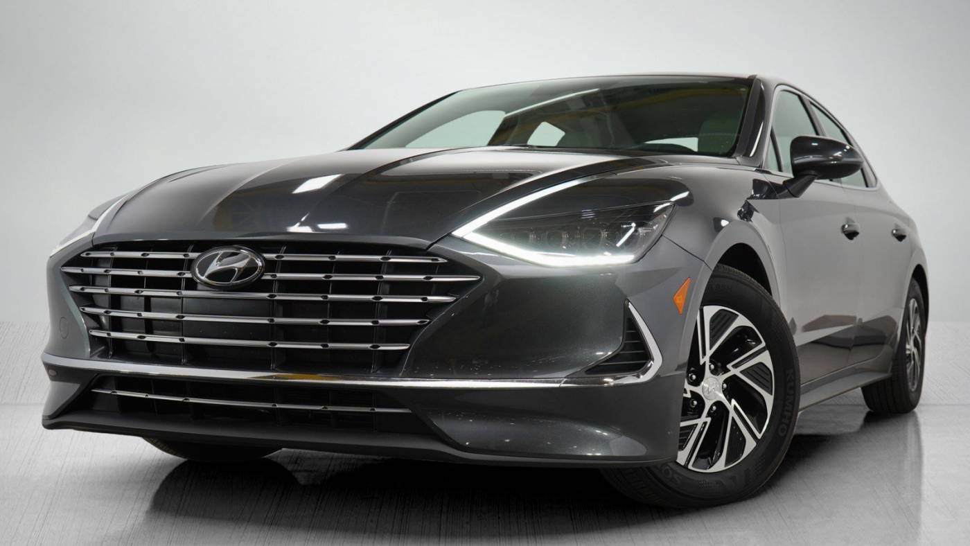2023 Hyundai Sonata Hybrid Blue — Sedan — 16,698 mi — Coon Rapids, MN
